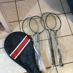 4 badminton rackets and case new