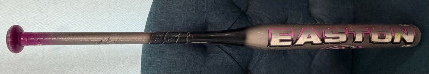 2010 Easton Typhoon Fastpitch Softball Bat 33”/23oz