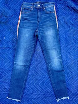 Women’s Abercrombie & Fitch, Fashion Nova, Calvin Klein Jeans