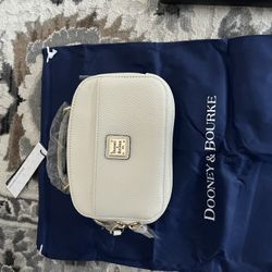 Dooney & Bourke Belvedere Ambler -New!