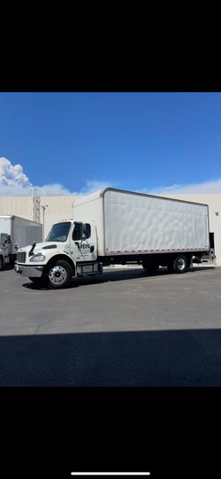 2015 Frieghtliner m2