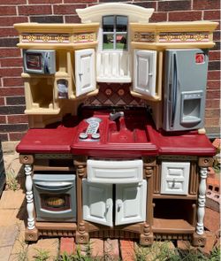 Toy kid kitchen