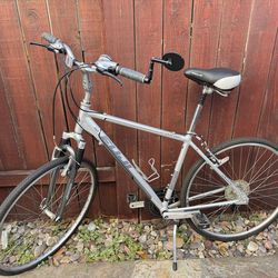 Fuji Crosstown Bike M 19in