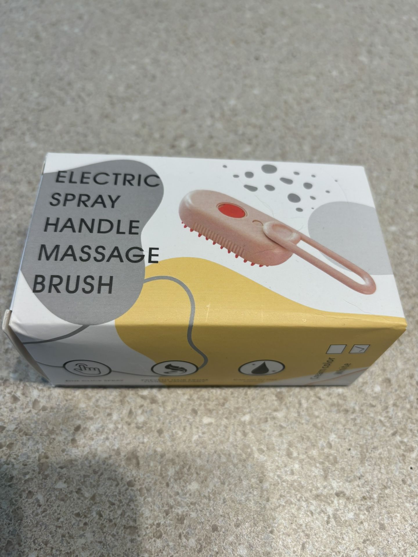 Rechargeable Misting Pet Hair Brush