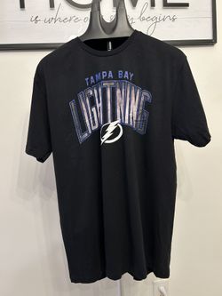NWOT Tampa Bay Lightning Arch Smoke T-Shirt - Black Size Large Men's Fanatics 
