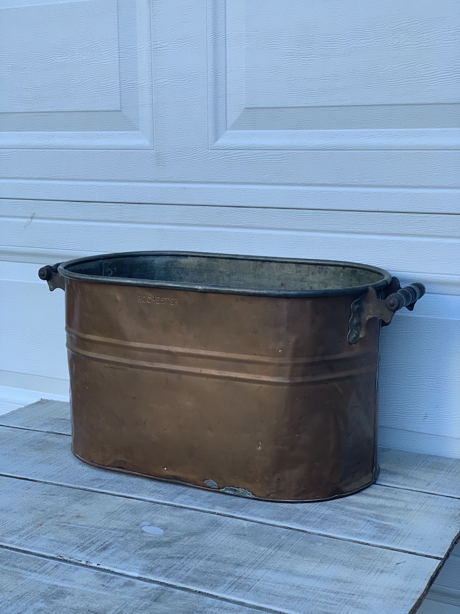 Antique Rochester Copper Boiler Wash Tub w/ Wooden Handles Rustic Farmhouse