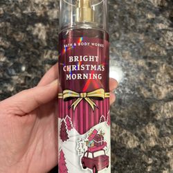NEW BATH AND BODY WORKS BRIGHT CHRISTMAS MORNING FINE FRAGRANCE MIST $10!
