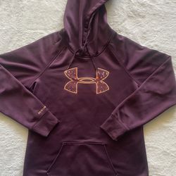 Under Armor Hooded Sweater Size Medium Women Or Men’s 