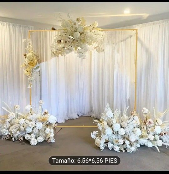 metal balloon arch