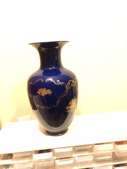 Antique Vase, Fine China