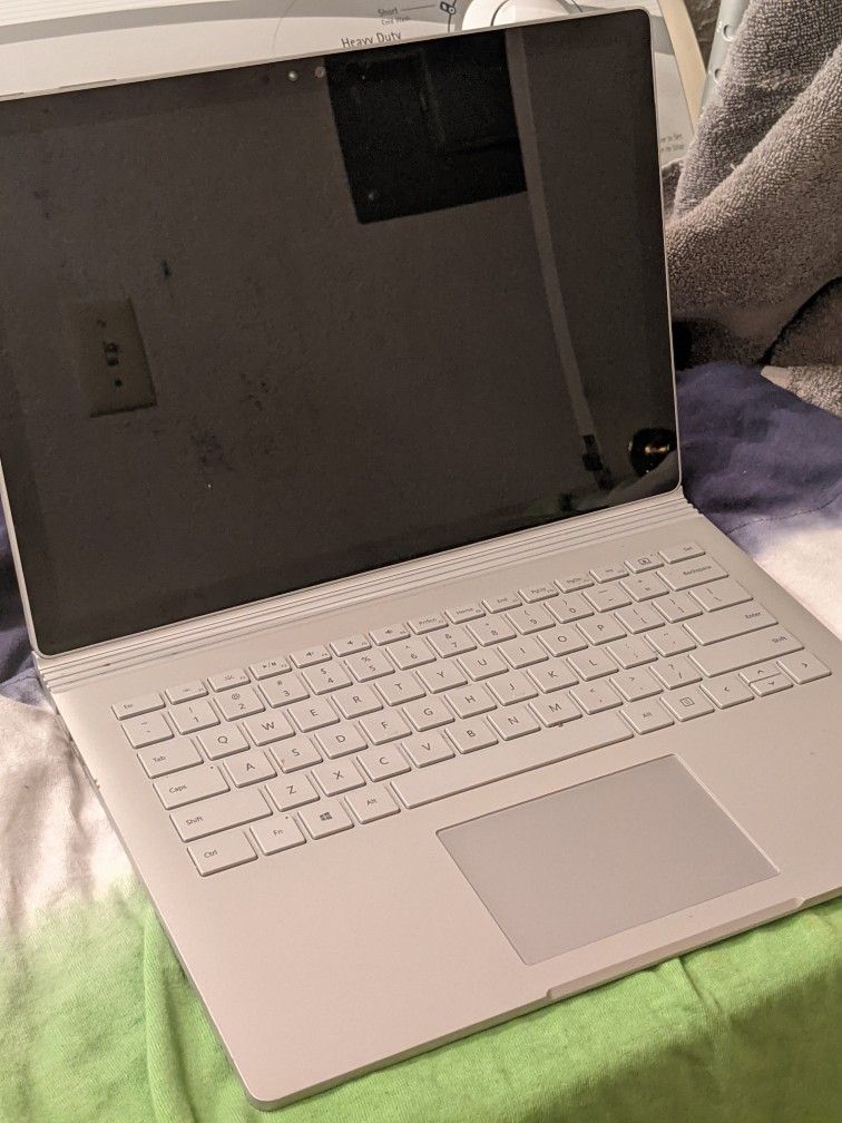 Microsoft Surface Book Laptop 8gb Ram 