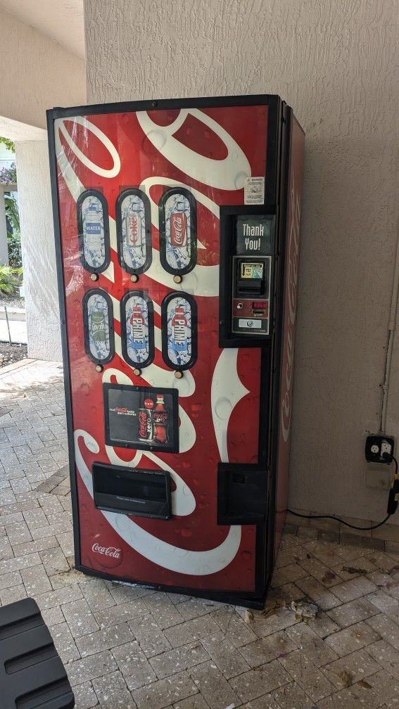 Drink Vending Machine  RC550-6