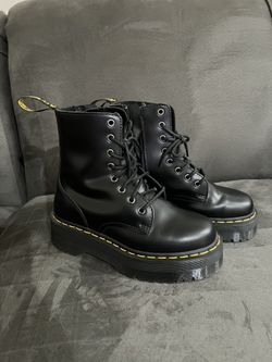 Dr. Martens Jadon Boots