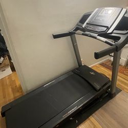 1 year old NordicTrack TREADMILL (buy this & ur cool)