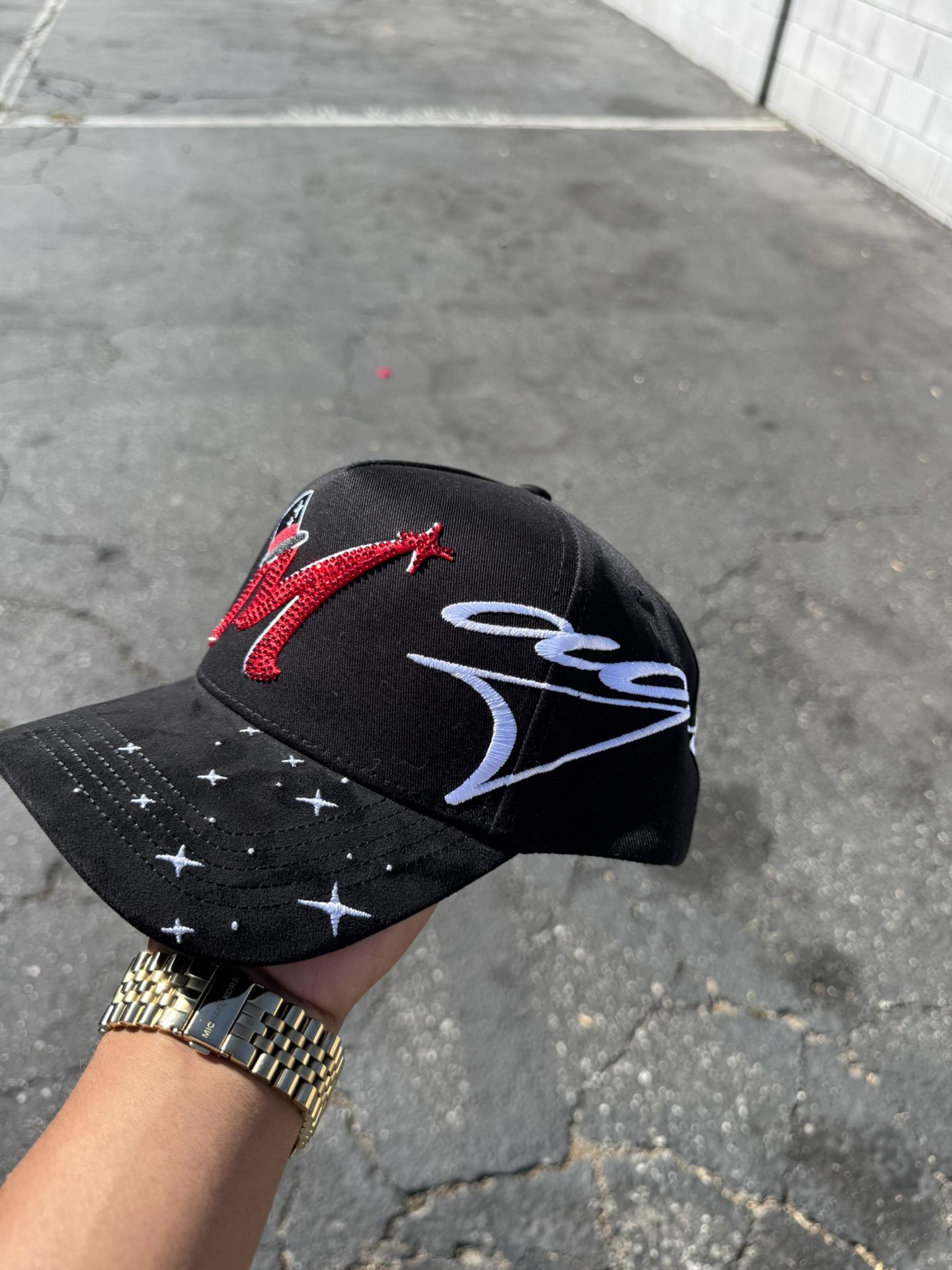 31 One hats x el mago