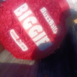 Buzz Ballz Piñata