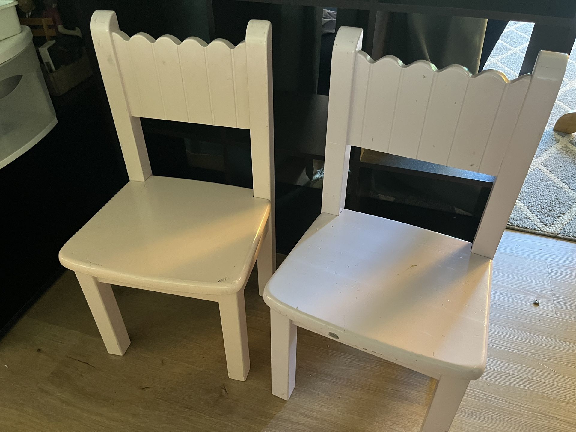 2 Small Kids Chairs