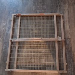 EvenFlo Adjutable Gate 