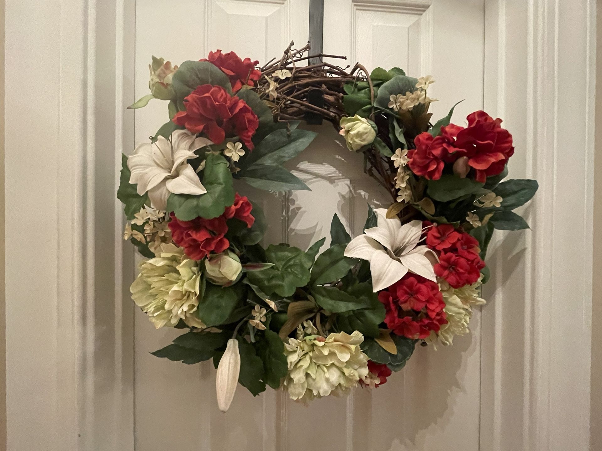 Red, White Flower & Green Floral Wreath (Indoor/outdoor)