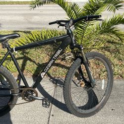 Kickstand broke No Grips but everything Else Is Fine 