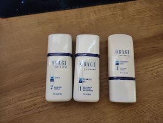 Obagi skincare set #3 missing (all sealed)