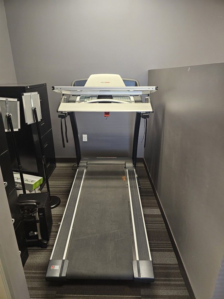 Health Rider Treadmill With Walktop