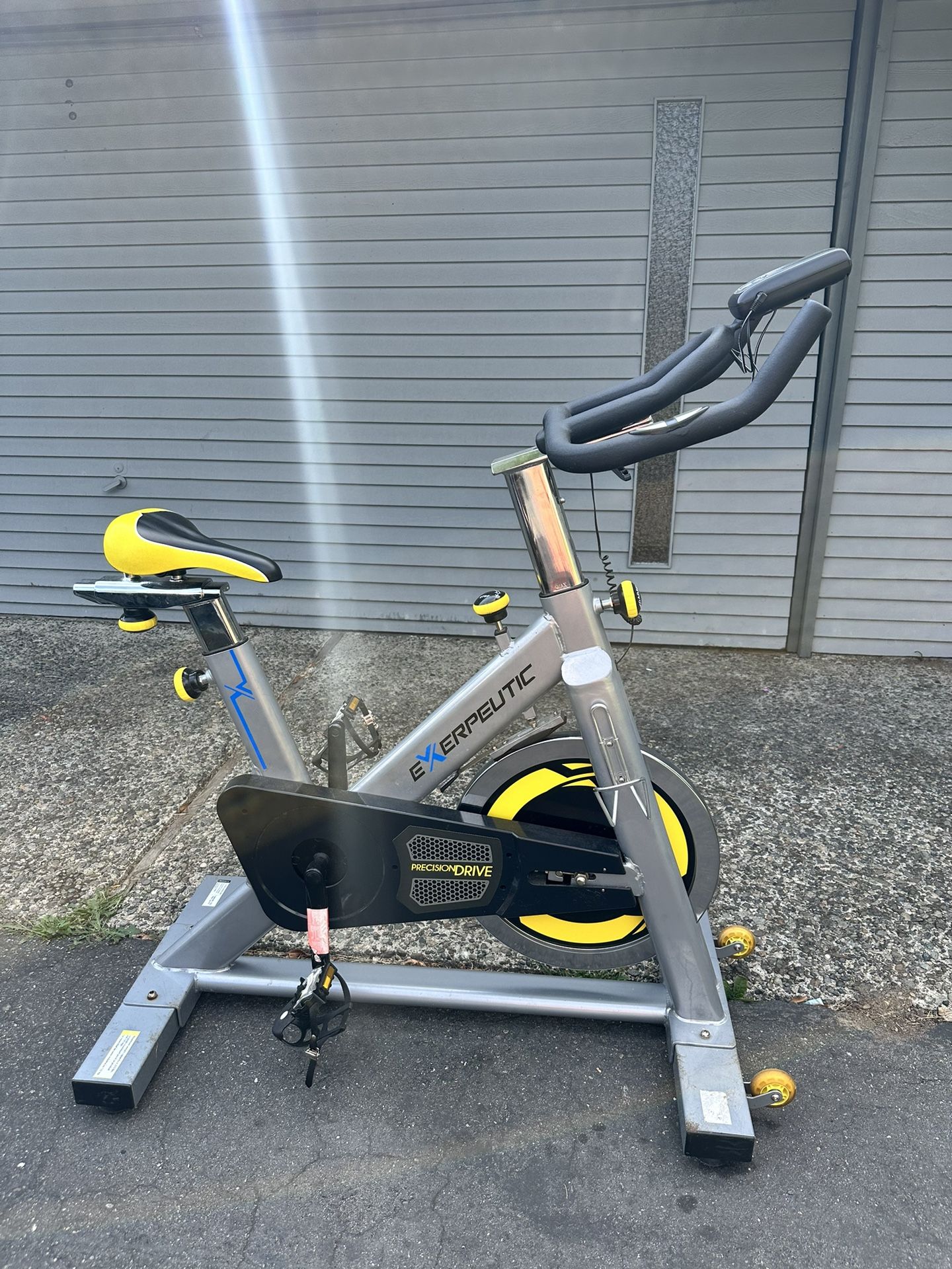 exerpeutic bike 