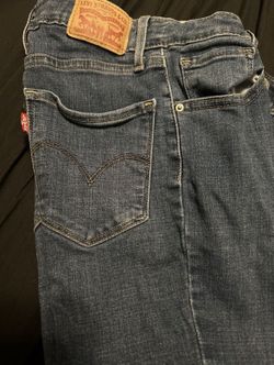 $2 Levi’s High Rise Size 25 Women 