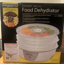 PRESTO Dehydro™ Electric Food Dehydrator 4 Trays 06300 Brand New