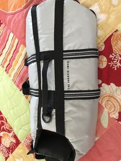 Dog life jacket