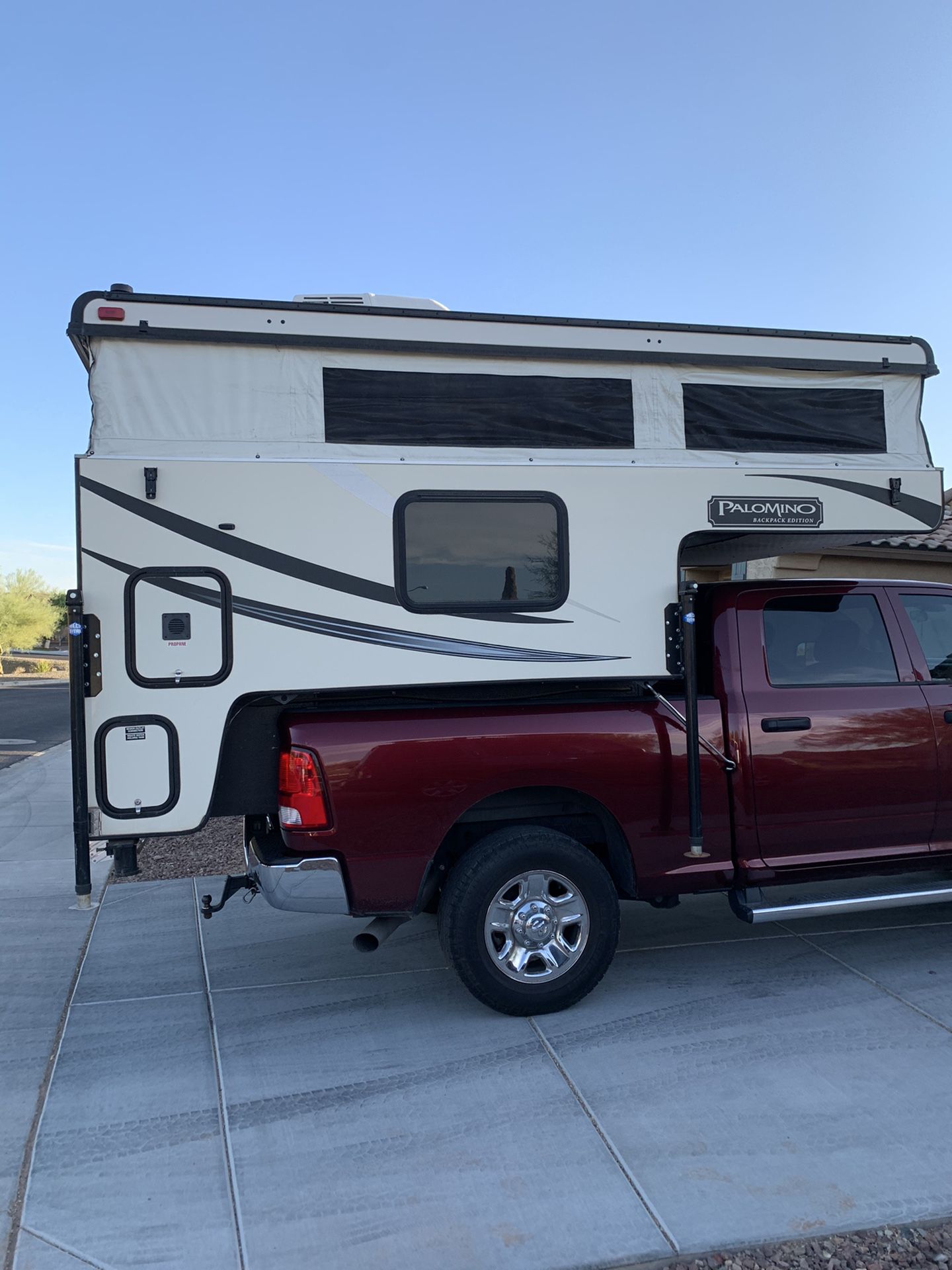 2014 Palomino camper in excellent condition