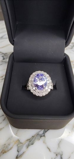 14k Gold 8.3 Gram with natural Diamond 3ct and 3.5ct Tanzanite