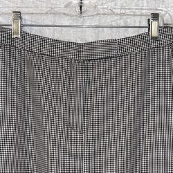 Madison Studio: Long Pencil Skirt, Pockets, Size: 6