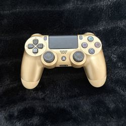 PS4 Controller