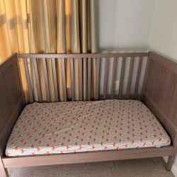 Ikea Crib With Mattress And ubbi Diaper Pail