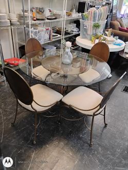 Nice Glass top 6pc Table Set