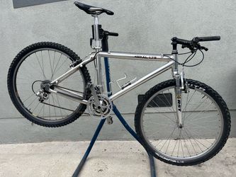 Giant - Alcoa Aluminum 16inch Mountain Bike