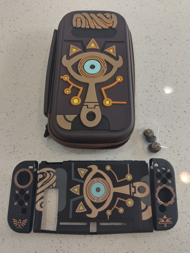 Brand New Nintendo Switch Zelda Carrying Case And Protective Silicone Case