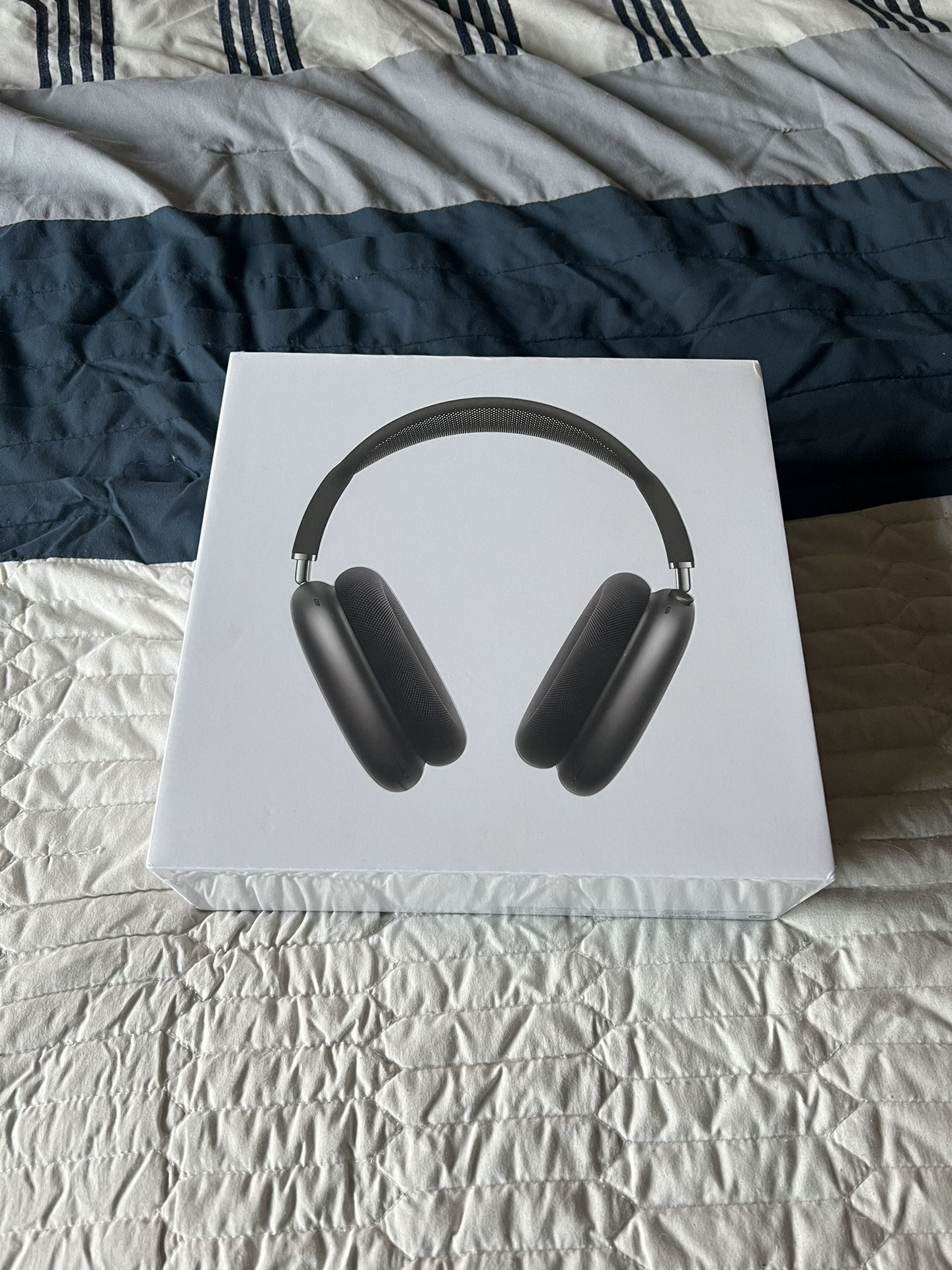 AirPod Max Space Gray