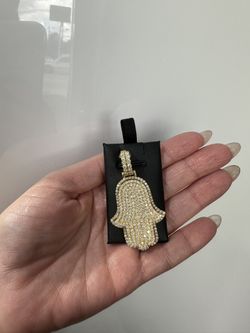 14k DIAMOND HAMSA CHARM