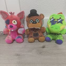 Five Nights At Freddys Plushies 