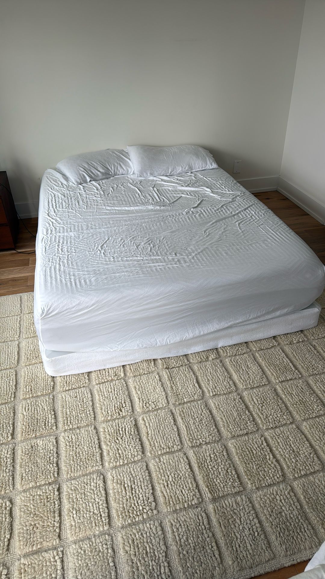 Queen Mattress + Box Spring 