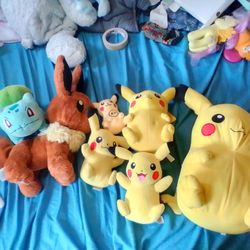 Pokemon plush lot