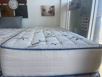 Twin mattress