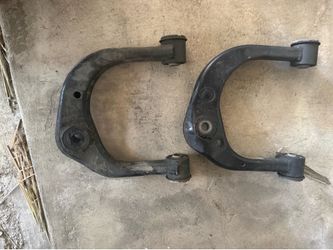 First gen Tacoma upper control arms.