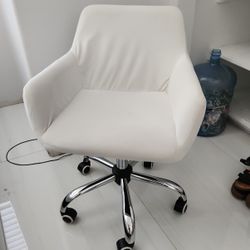 White Vanity Chair 