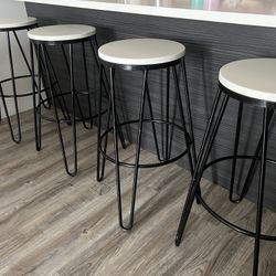 Bar/ Kitchen Stools (Set of 4) 