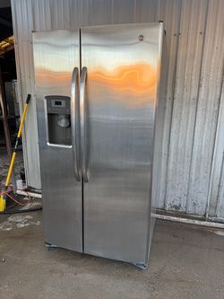 GE Refrigerator