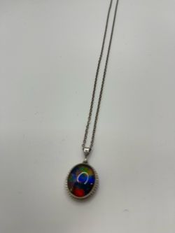 10K White Gold Oval Pendant Necklace