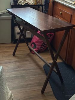 Foldable wooden table